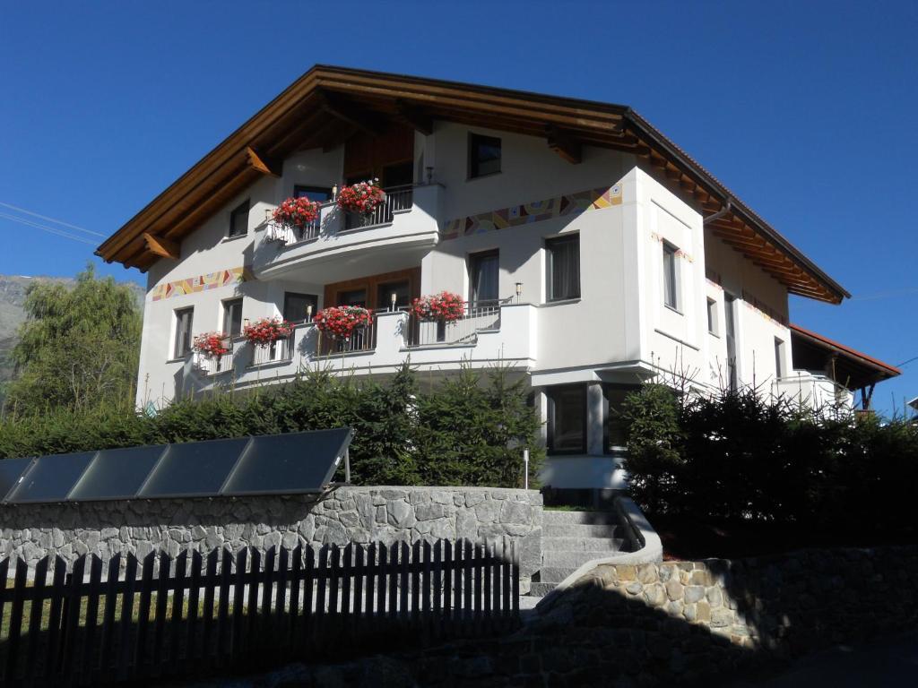 Apart Alpen Royal Nauders Kültér fotó